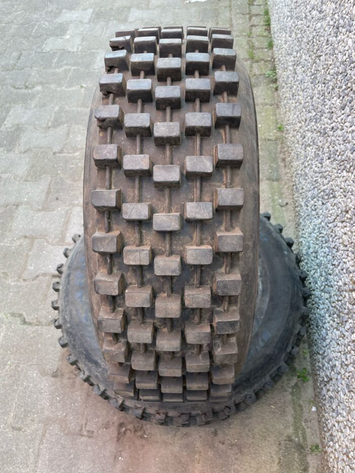 5 rij 225-60-15 215cm  68 cm - Afbeelding 2