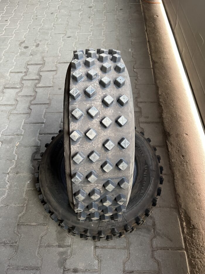 Uniroyal Rallye Nop 215/65/15 218cm omtrek - Afbeelding 2