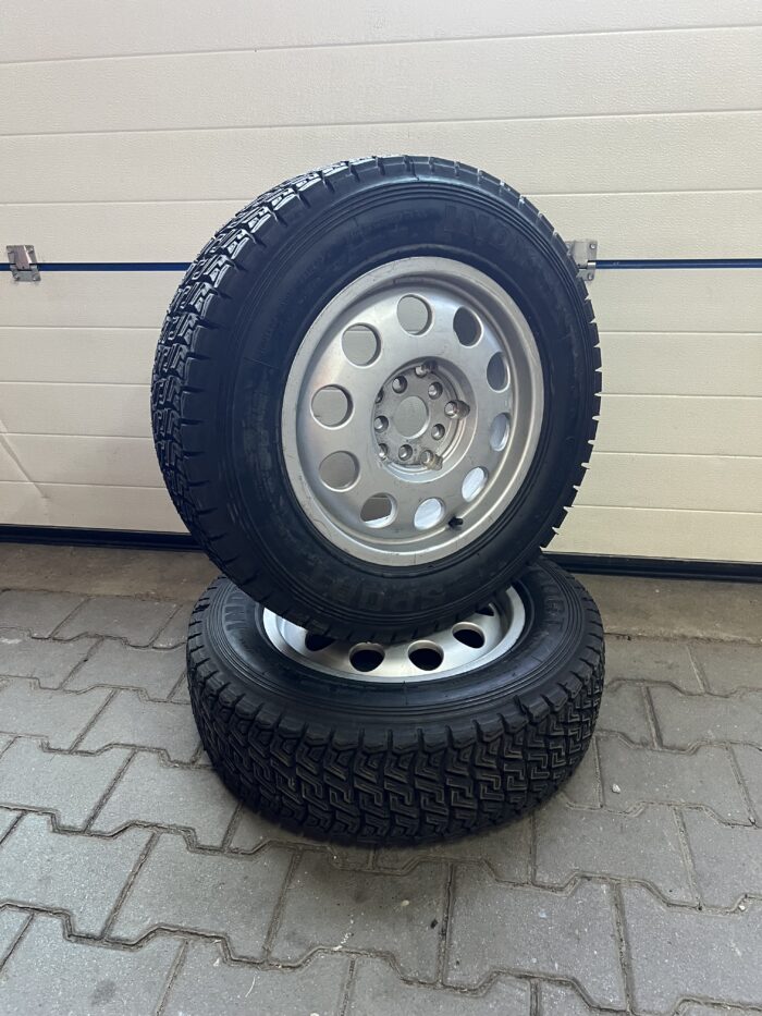 Indy Sport F44 205/65R15 205cm met velg 5x100-5x130
