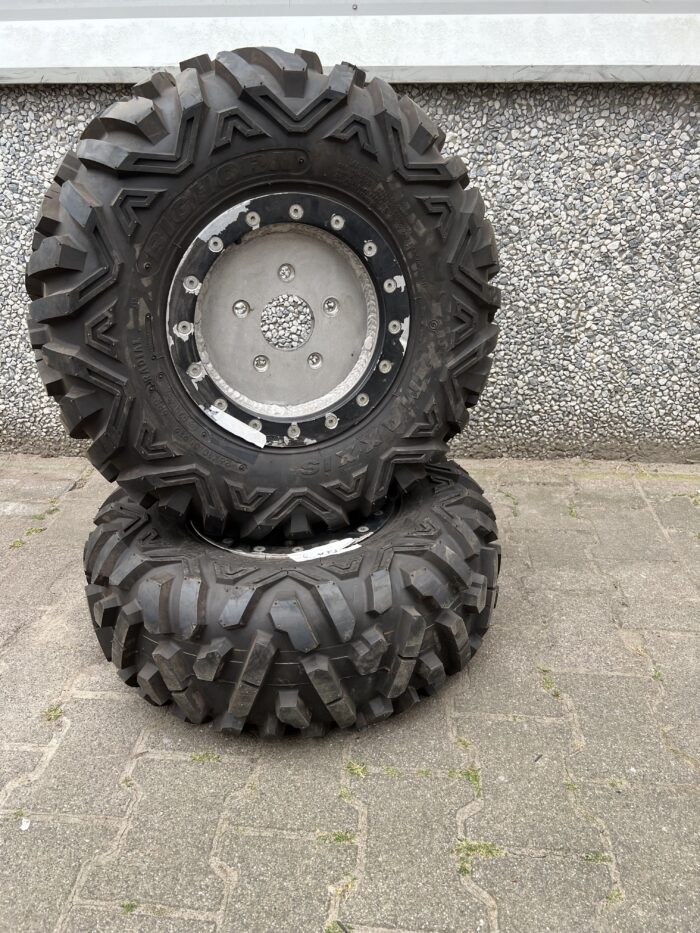 Maxxis Bighorn velg 5x130 26x10.00R12 205cm