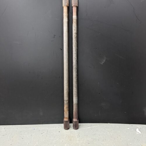 Aandrijfassen set 685 mm bmw