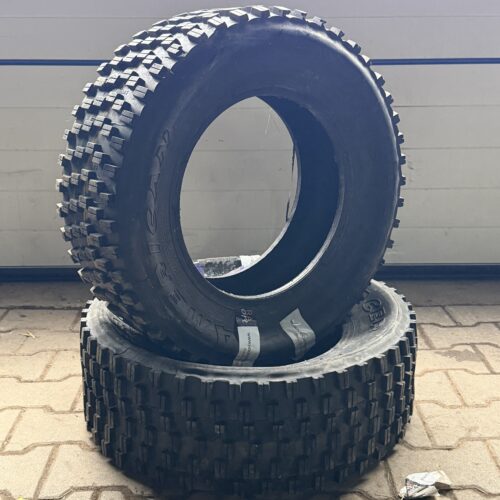 Cross 5 Grippa 6 Rij 82/8.0-15 211cm